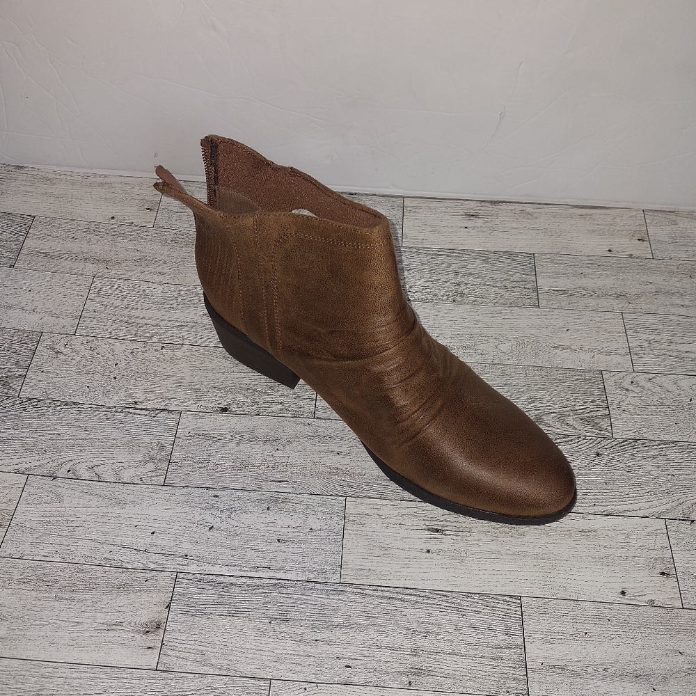 Baretraps Georgina Heeled Booties BTF19-10665-084-51 Rear Zip Tan Brown Women 8M